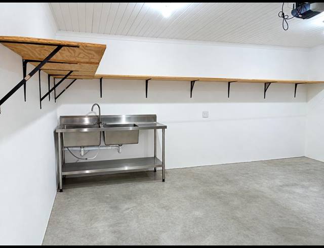 3 BEDROOM HOUSE FOR SALE IN DARLING